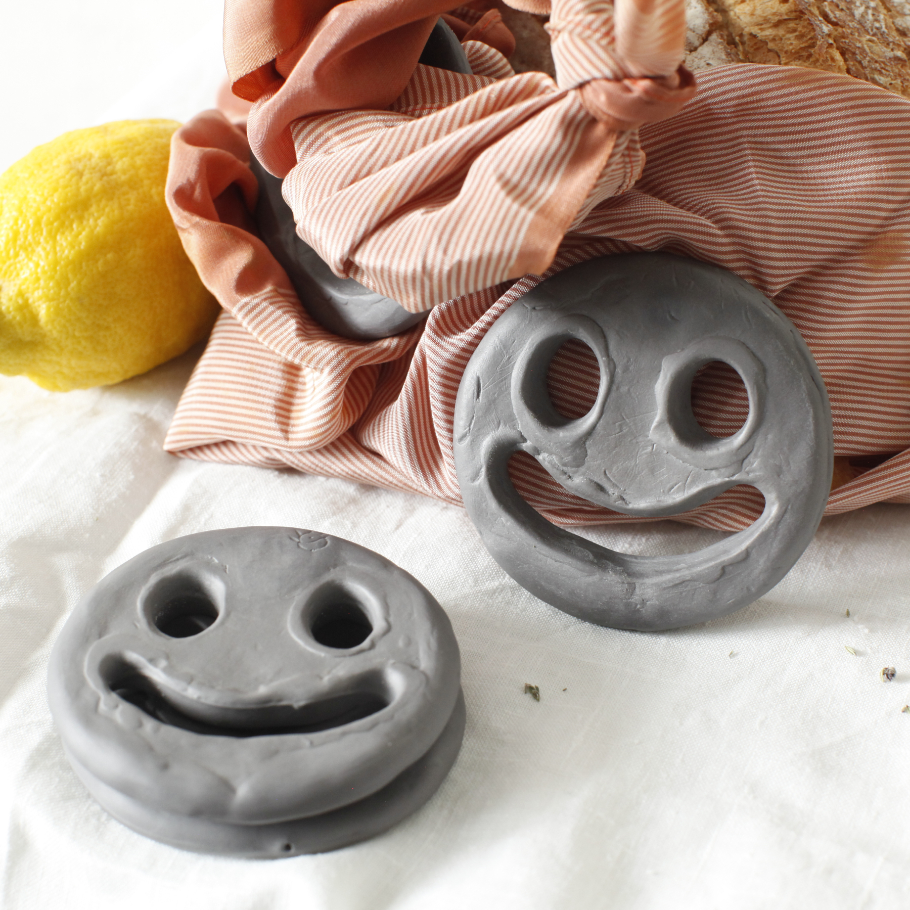 Escudo Sonriente - Imagen 2